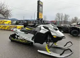 2025 Ski-doo Summit Adr W/ Edge Pkg 154 850 E-tec Powdermax X-light Flexedge 3.0" Shot